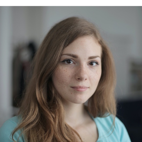 Meet your Posher, Anna - Picture 1 of 1